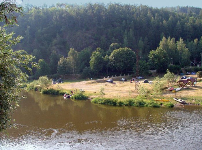 Vodácké tábořiště Pod Mostem