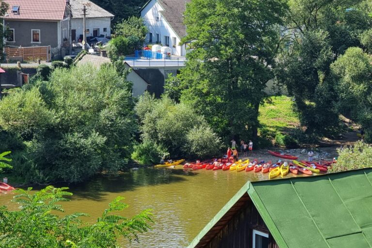 Kanotour Sazava dagtrips met transfers