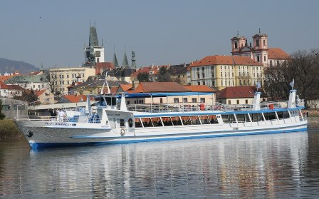 boottocht op Elbe Děčín - Hřensko